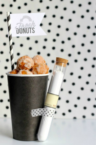 Пончики на свадьбе: 5 сладких идей для декора 