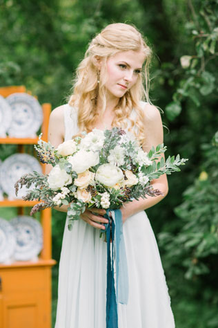 Португальские мотивы, невеста с букетом