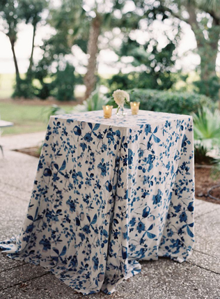 Свадебные детали: принтованные скатерти 