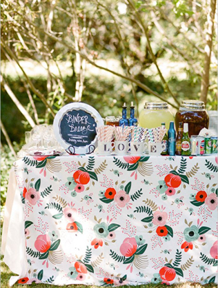 Свадебные детали: принтованные скатерти 