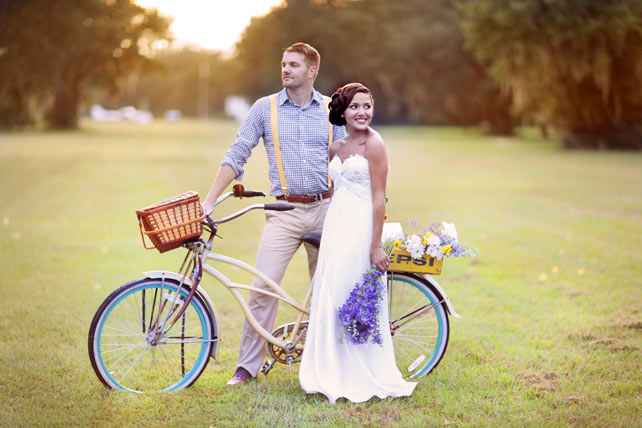 Свадебная прогулка на велосипедах