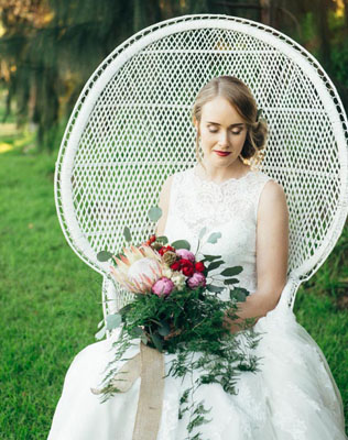 Загадочная протея: свадебные букеты и композиции 