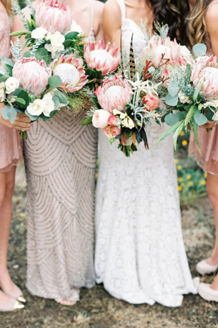 Загадочная протея: свадебные букеты и композиции 