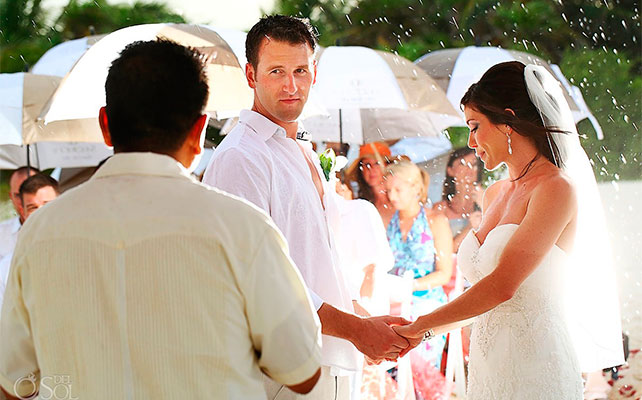 свадебная фотосессия под дождём