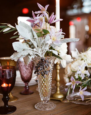 Тренд 2016 года: разноцветное стекло в декоре свадьбы 