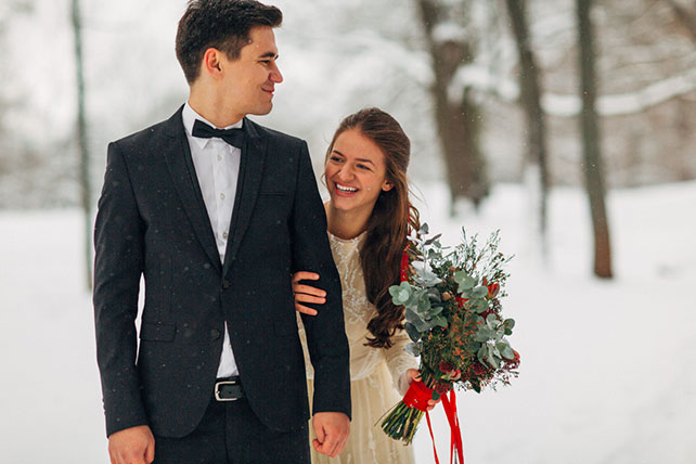 рождественская свадебная фотосессия, жених и невеста
