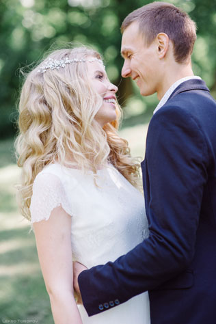 Романтичная фотосессия в ботаническом саду, невеста и жених