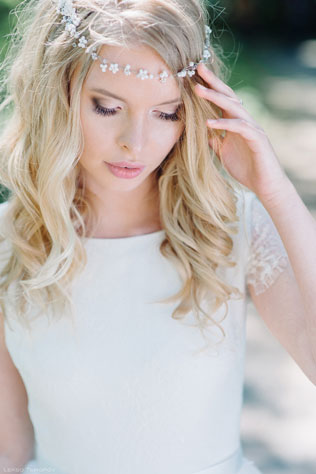 Романтичная фотосессия в ботаническом саду, макияж невесты