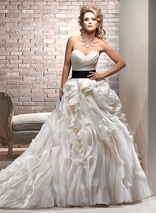 роскошная свадьба, образ невесты