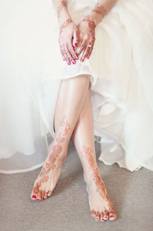 Вдохновение для невест: восточное искусство росписи мехенди 