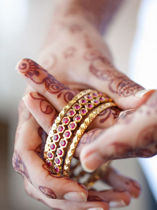 Вдохновение для невест: восточное искусство росписи мехенди 