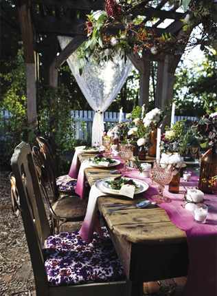 Ближе к гостям: 50 примеров семейной рассадки 