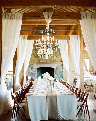 Ближе к гостям: 50 примеров семейной рассадки 