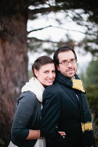 Теплая свадьба: шарф в образе жениха 