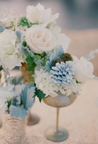 Свадьба в деталях: шишки в зимнем декоре 