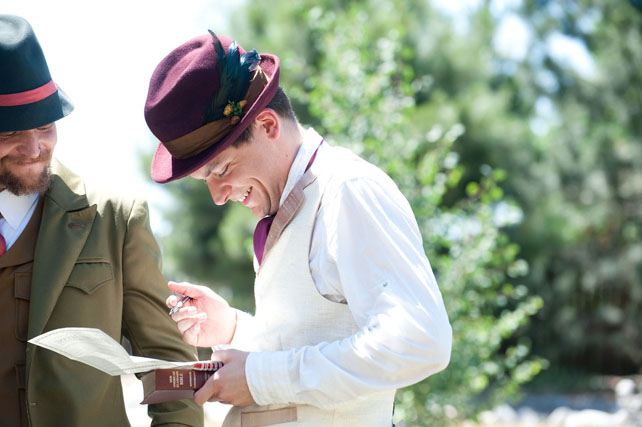 Дело в шляпе: головные уборы для жениха 