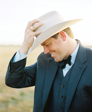 Дело в шляпе: головные уборы для жениха 