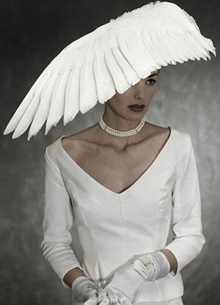 невеста в шляпке