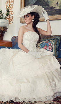 невеста в шляпке