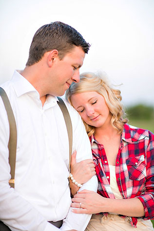 шотландская клетка в декоре свадьбы, образ невесты