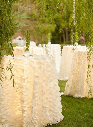 Стильные детали: текстурированные скатерти для свадьбы 