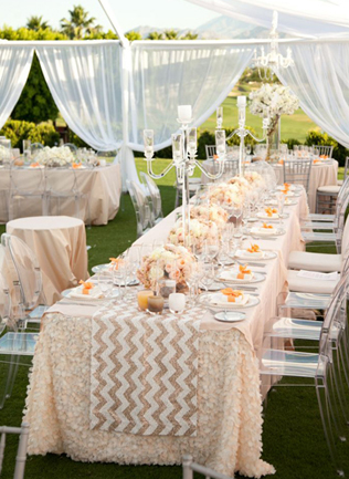 Стильные детали: текстурированные скатерти для свадьбы 