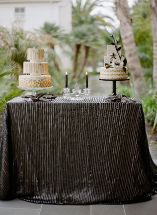 Стильные детали: текстурированные скатерти для свадьбы 