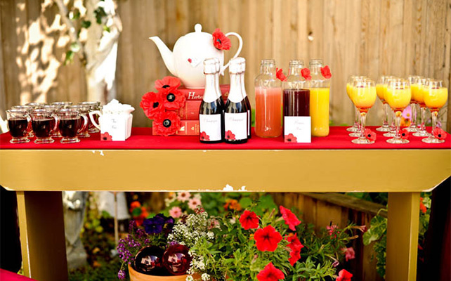 Сладкий стол красный