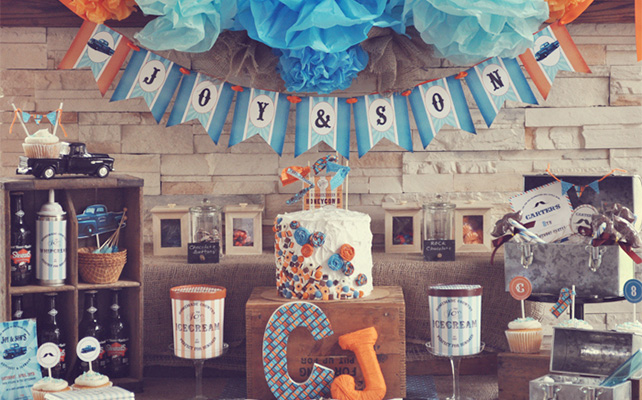 Сладкий стол голубой оранжевый