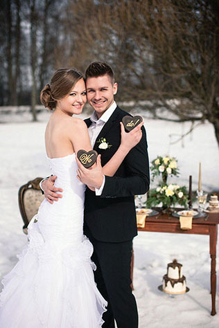 зимняя свадебная фотосессия, жених и невеста