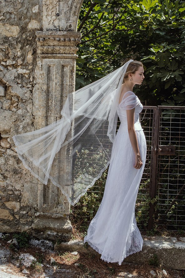 Коллекция свадебных платьев Sophia Kokosalaki весна-лето 2016 