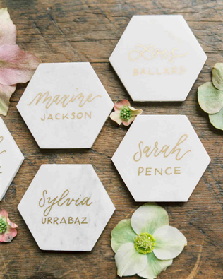 Свадебный тренд: соты и шестиугольники в декоре 