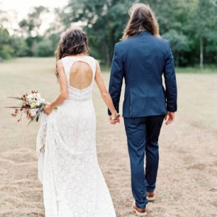 20 свадебных платьев с эффектными спинками