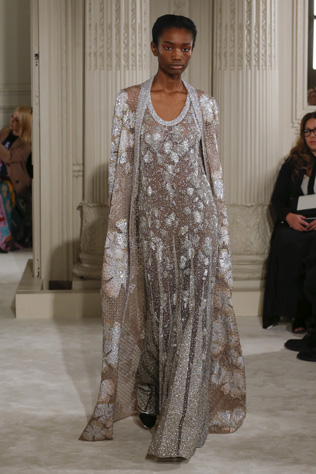 Spring 2018 Couture: 40 платьев, достойных невест 