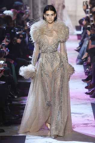 Spring 2018 Couture: 40 платьев, достойных невест 