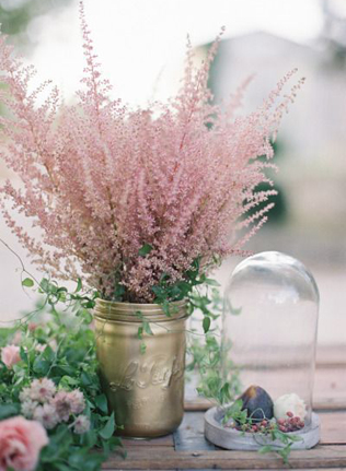 Свадьба в деталях: стеклянный колпак-клош 