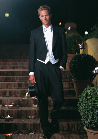 свадебный фрак жениха 