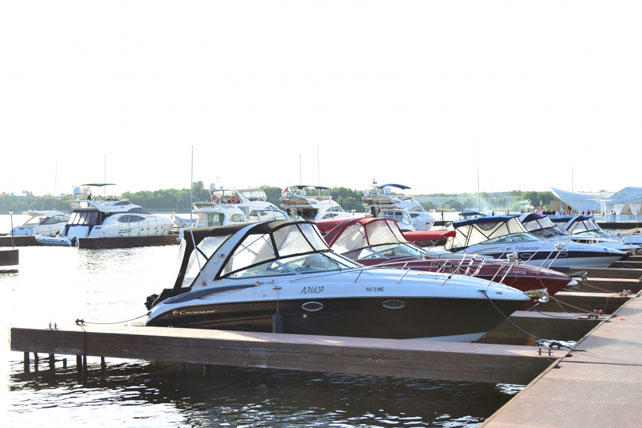 свадьба на яхте в Москве, площадка ЯХТ-КЛУБ АДМИРАЛ