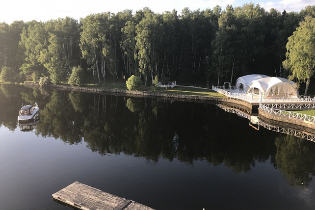 свадьба на яхте в Москве, площадка БУХТА ТИХАЯ