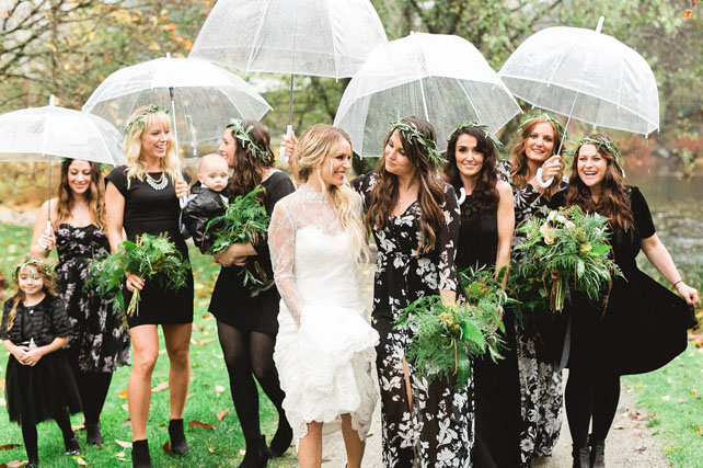 Романтика: свадьба под дождем 