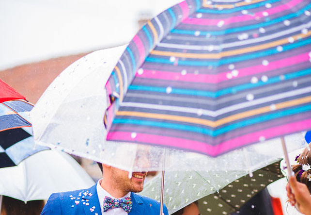 Романтика: свадьба под дождем 