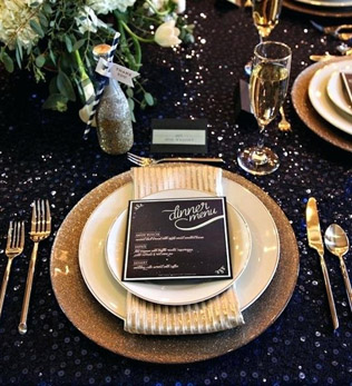 свадьба в стиле 1920-х годов, сервировка стола