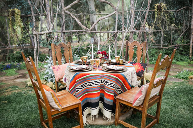  свадьба в стиле 1970-х годов, декор стола 