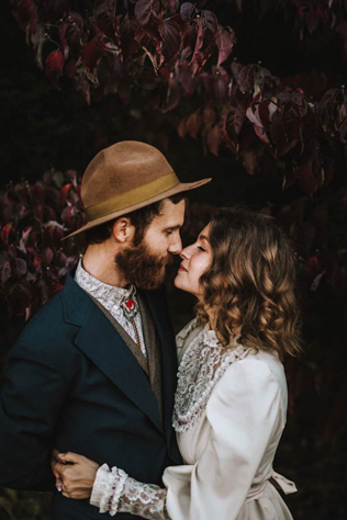 свадьба в стиле 1970-х годов, образы жениха и невесты 