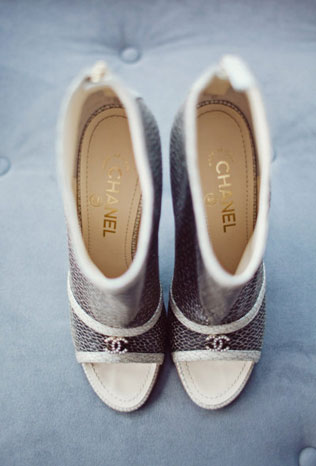 свадьба в стиле Шанель, туфли невесты