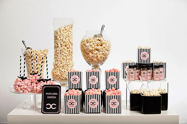 свадьба в стиле Шанель, сладкий стол