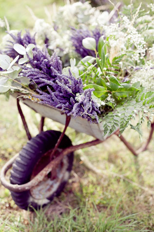 свадьба в стиле прованс, лаванда в декоре