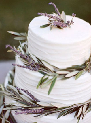 свадьба в стиле прованс, лаванда в декоре торта
