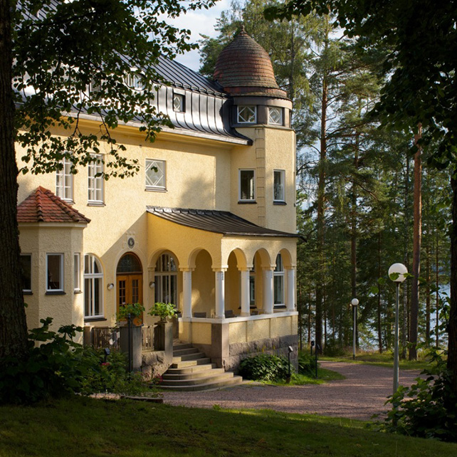 Оригинальное место для свадьбы — замок в Финляндии