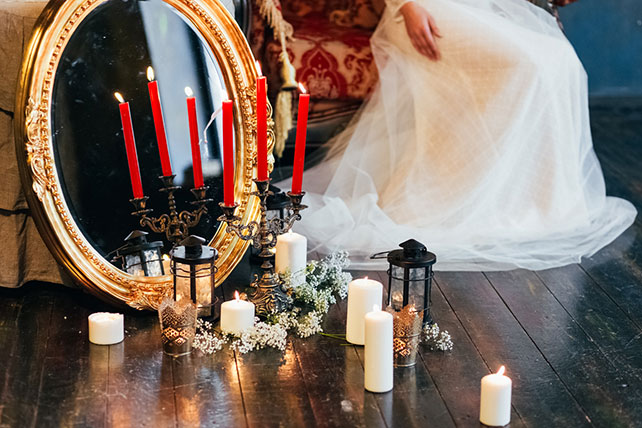 Свадебная фотосессия в дворцовом стиле, свечи